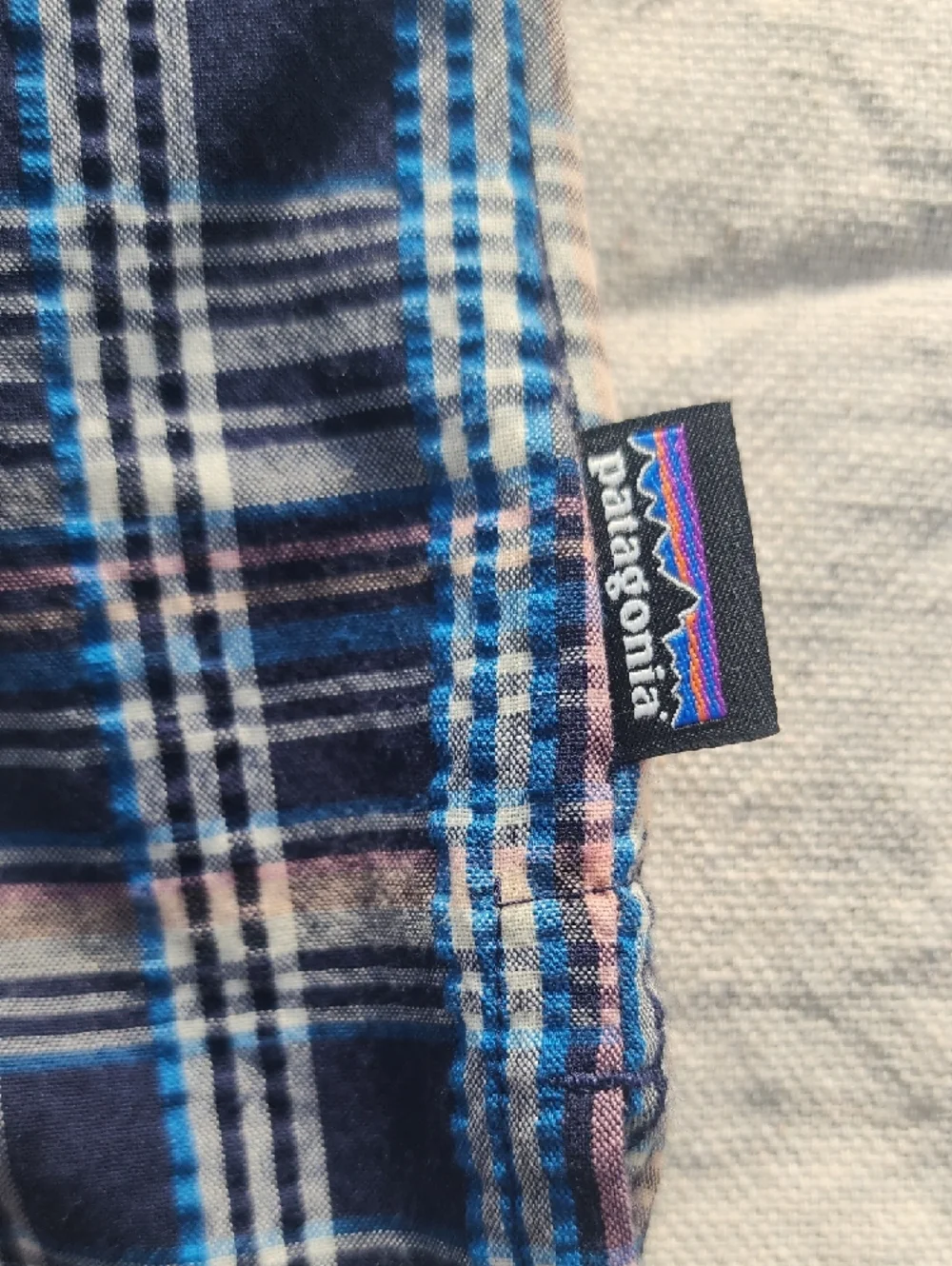 Patagonia Men's Short-Sleeve Plaid Button-Down in‎ Blue and Cream